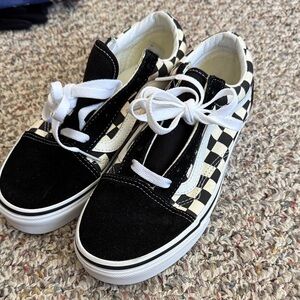 Vans Women's Black and White Checkered Sneakers